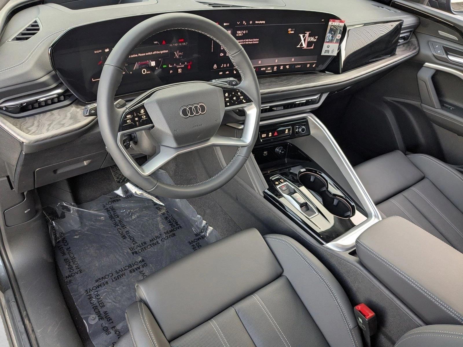 Thumbnail: 2025 Audi Q5 - 3