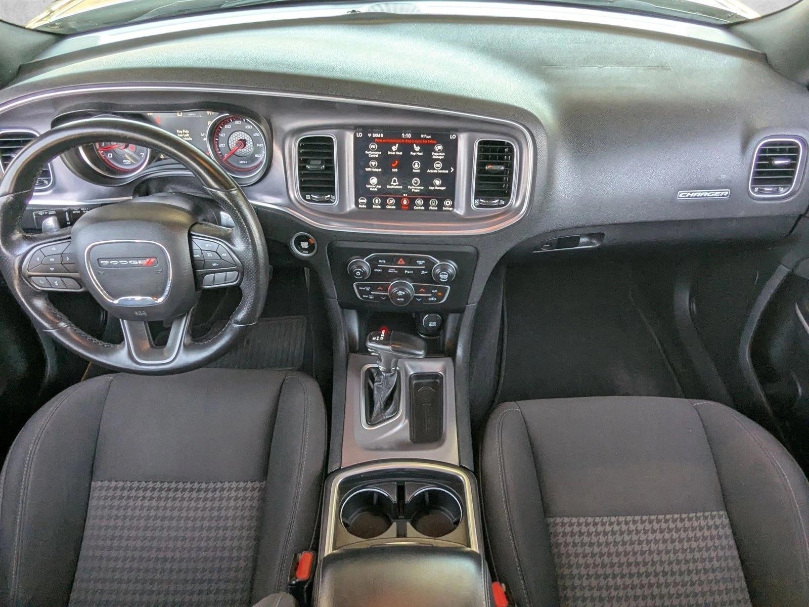 Thumbnail: 2019 Dodge Charger - 4
