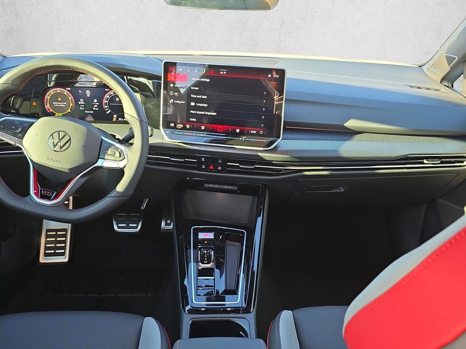 Thumbnail: 2026 Volkswagen Golf - 3