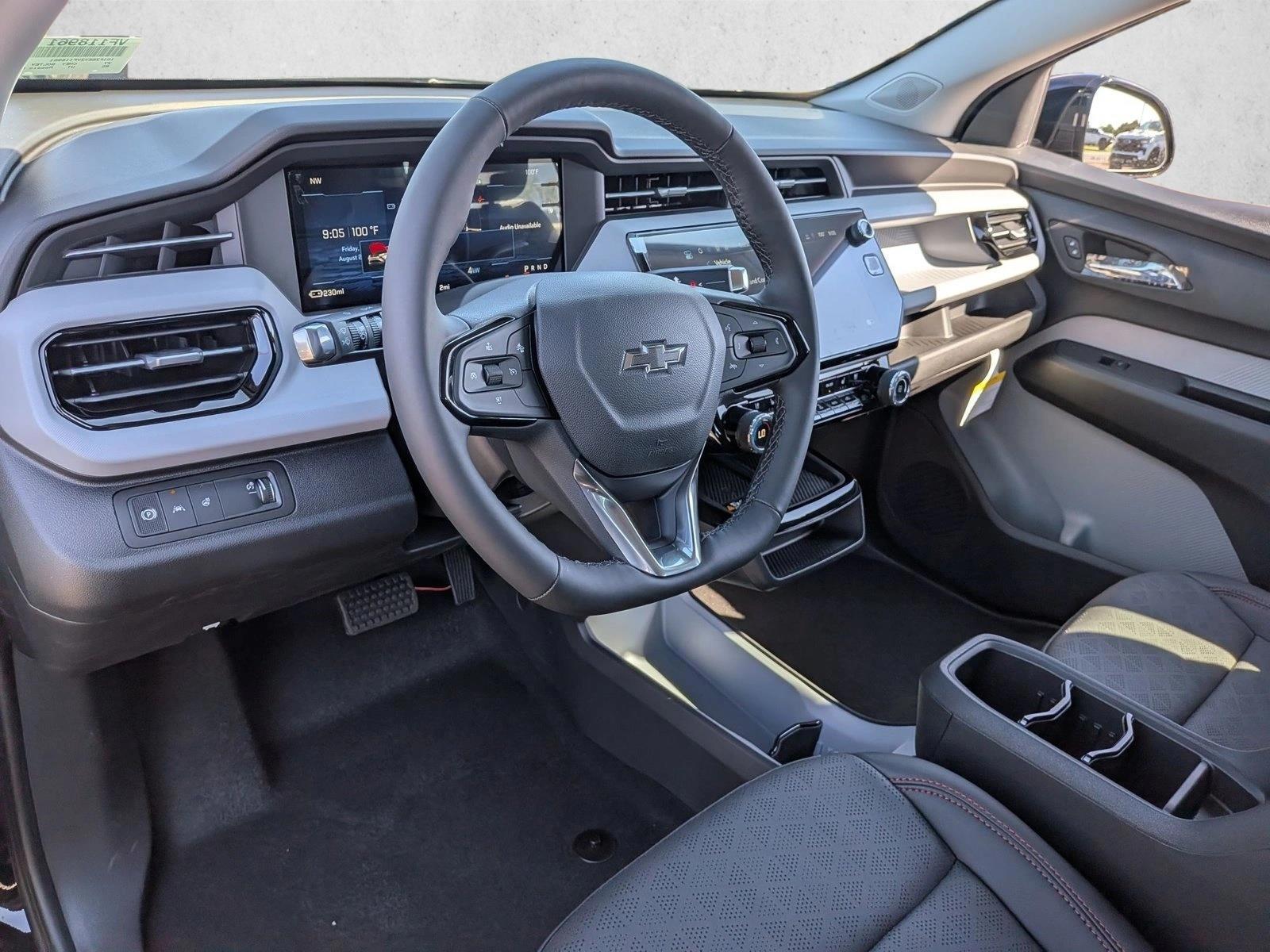 Thumbnail: 2027 Chevrolet Bolt EV - 3
