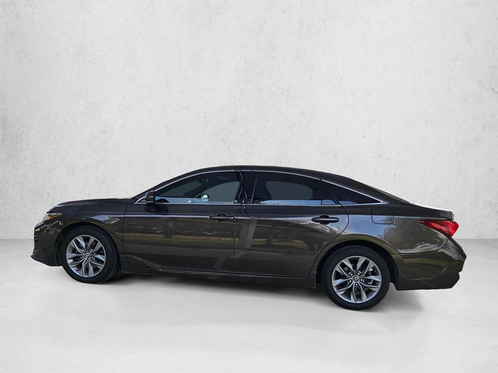 Thumbnail: 2019 Toyota Avalon - 2