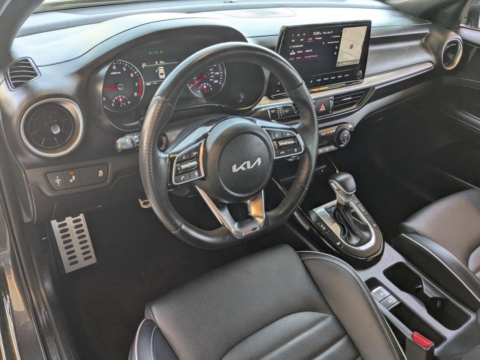 Thumbnail: 2024 Kia Forte - 3