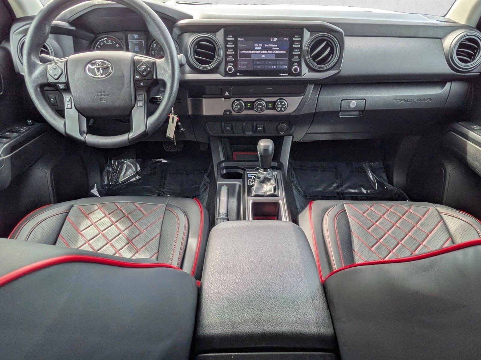 Thumbnail: 2022 Toyota Tacoma - 3
