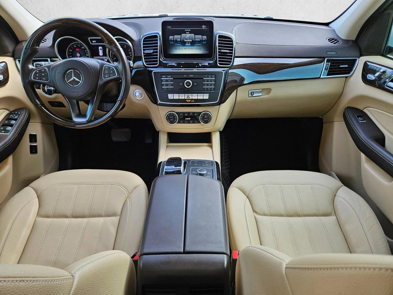 Thumbnail: 2017 Mercedes-Benz GLS - 4
