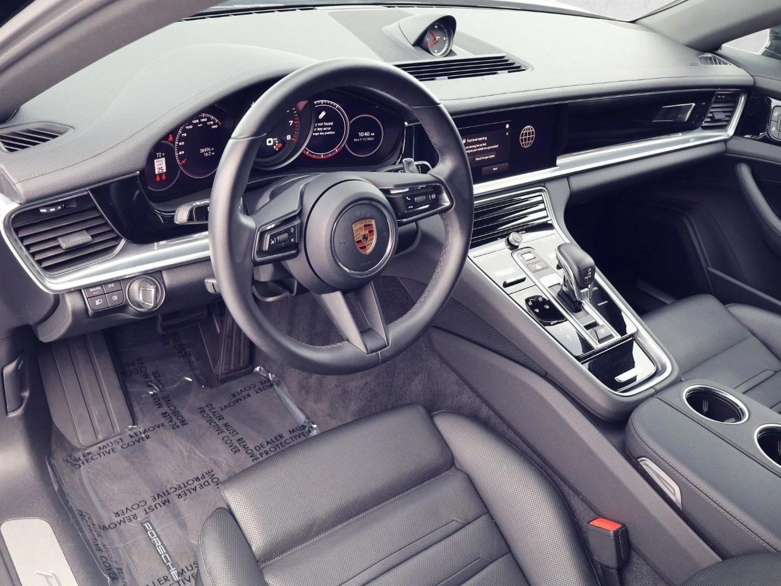 Thumbnail: 2023 Porsche Panamera - 3