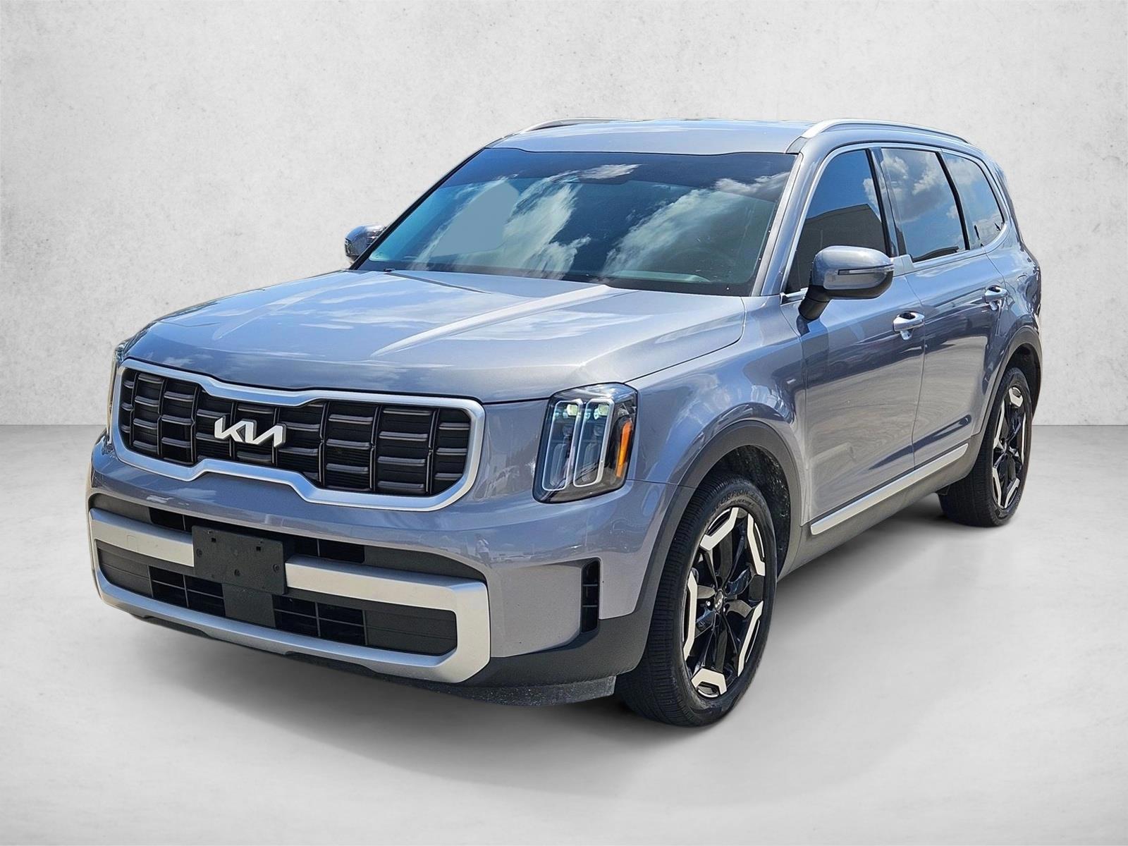 Thumbnail: 2023 Kia Telluride - 1