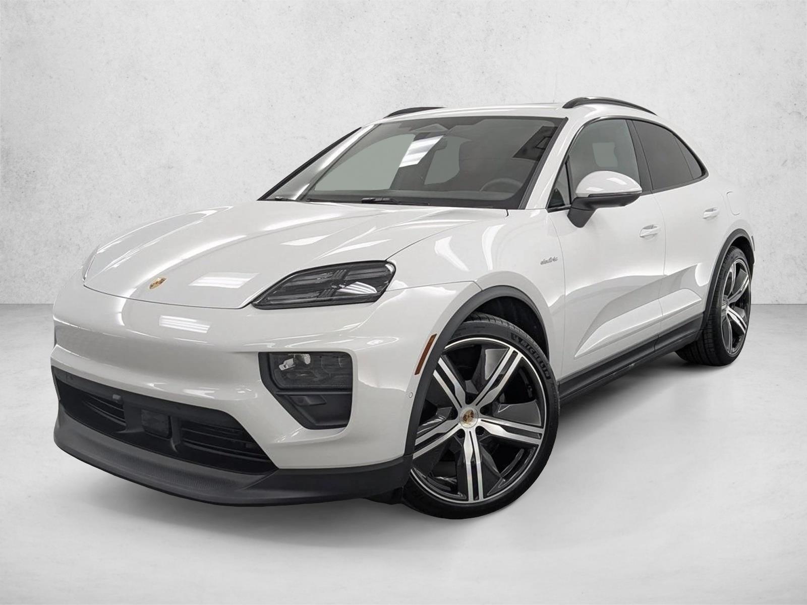 Thumbnail: 2025 Porsche Macan - 1