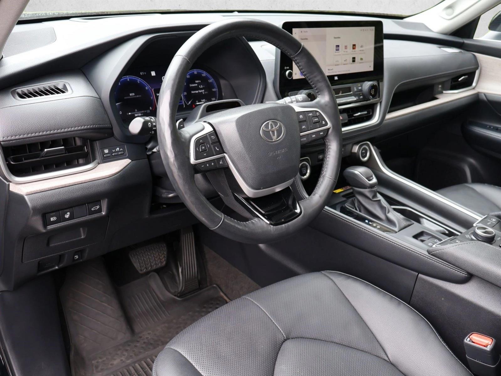 Thumbnail: 2024 Toyota Grand Highlander - 3