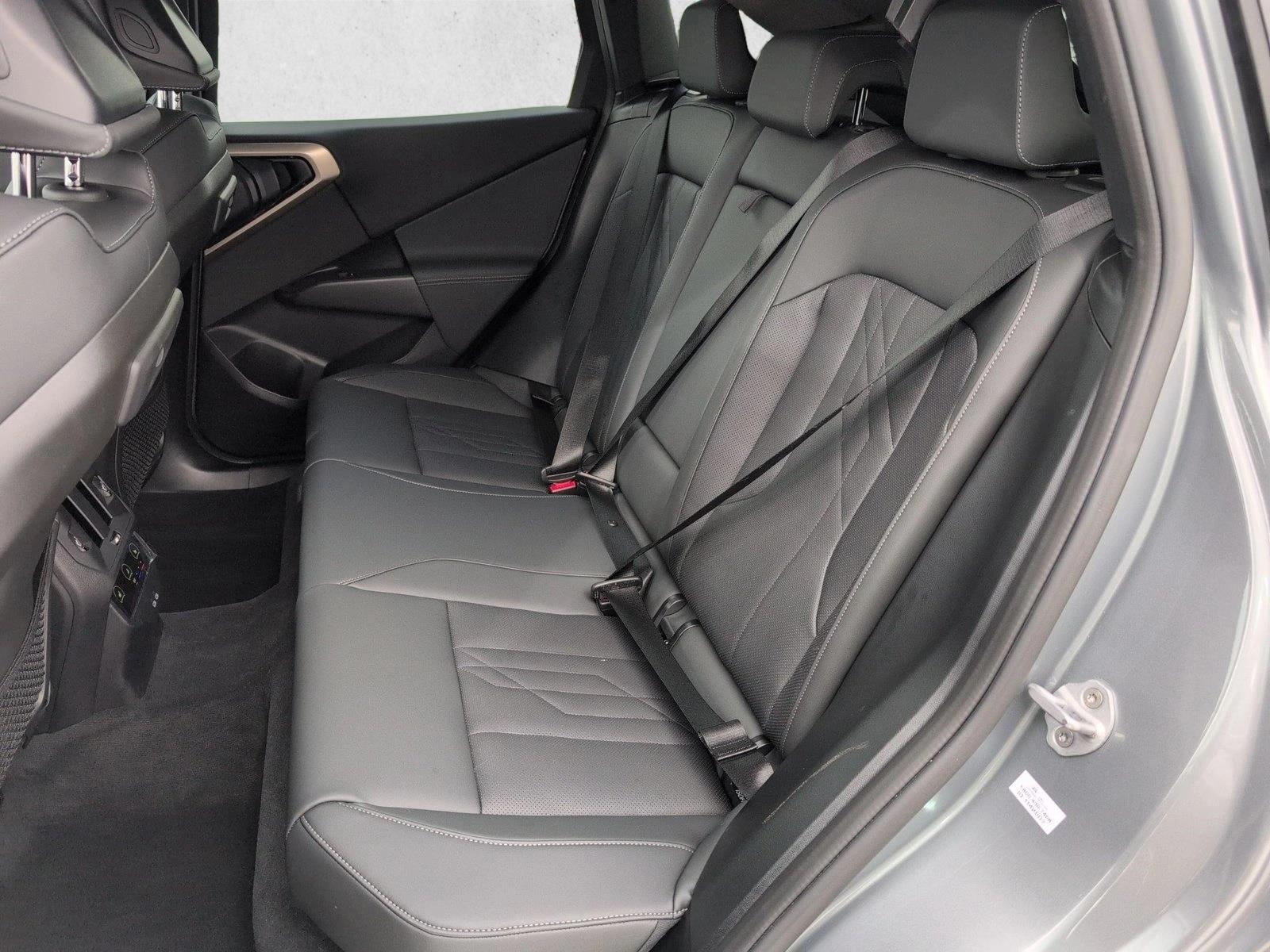 2025 BMW X3 30 - Photo 19