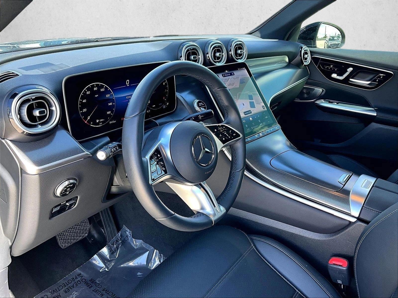 Thumbnail: 2026 Mercedes-Benz GLC - 4