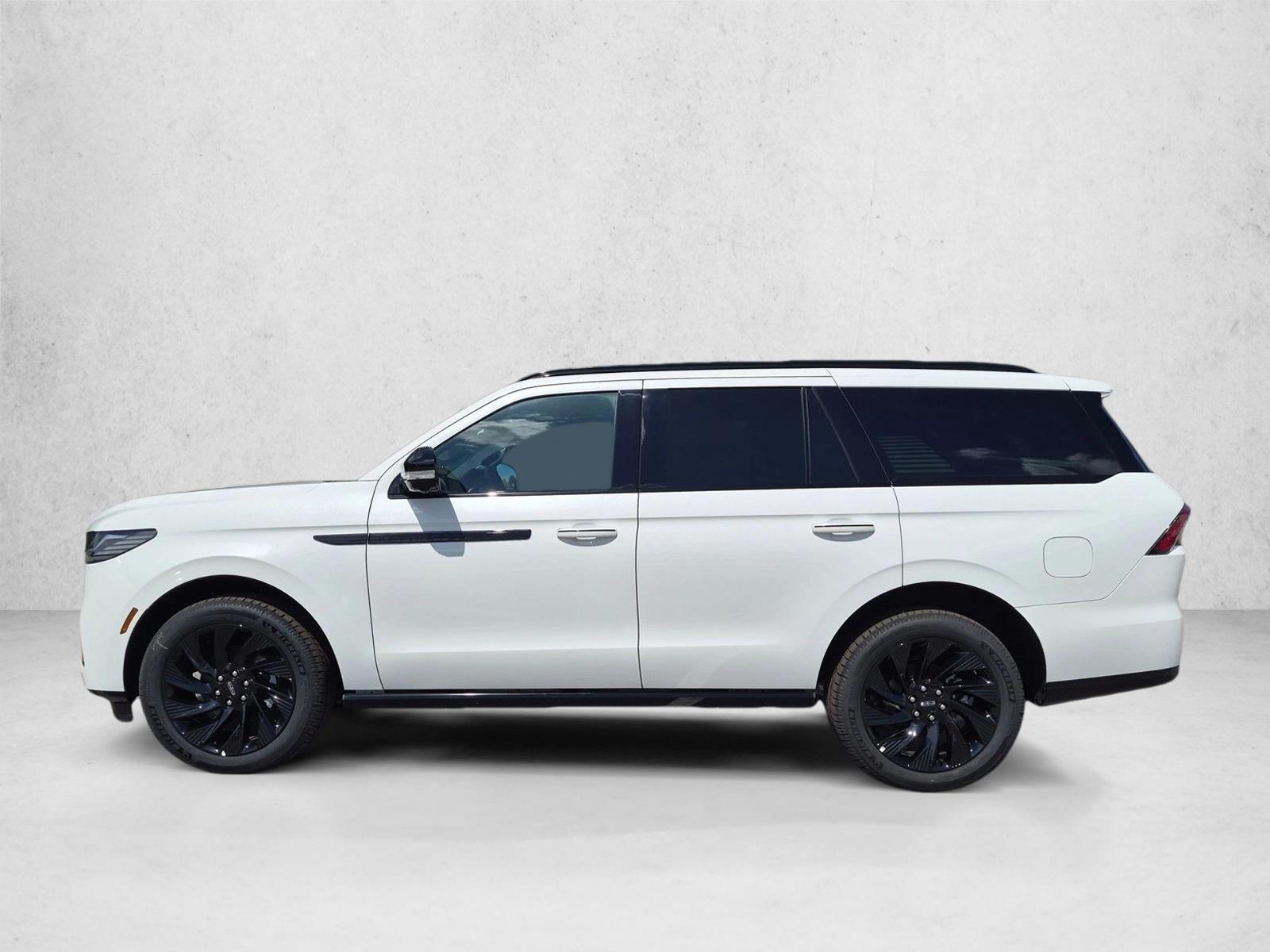 Thumbnail: 2027 Lincoln Navigator - 2
