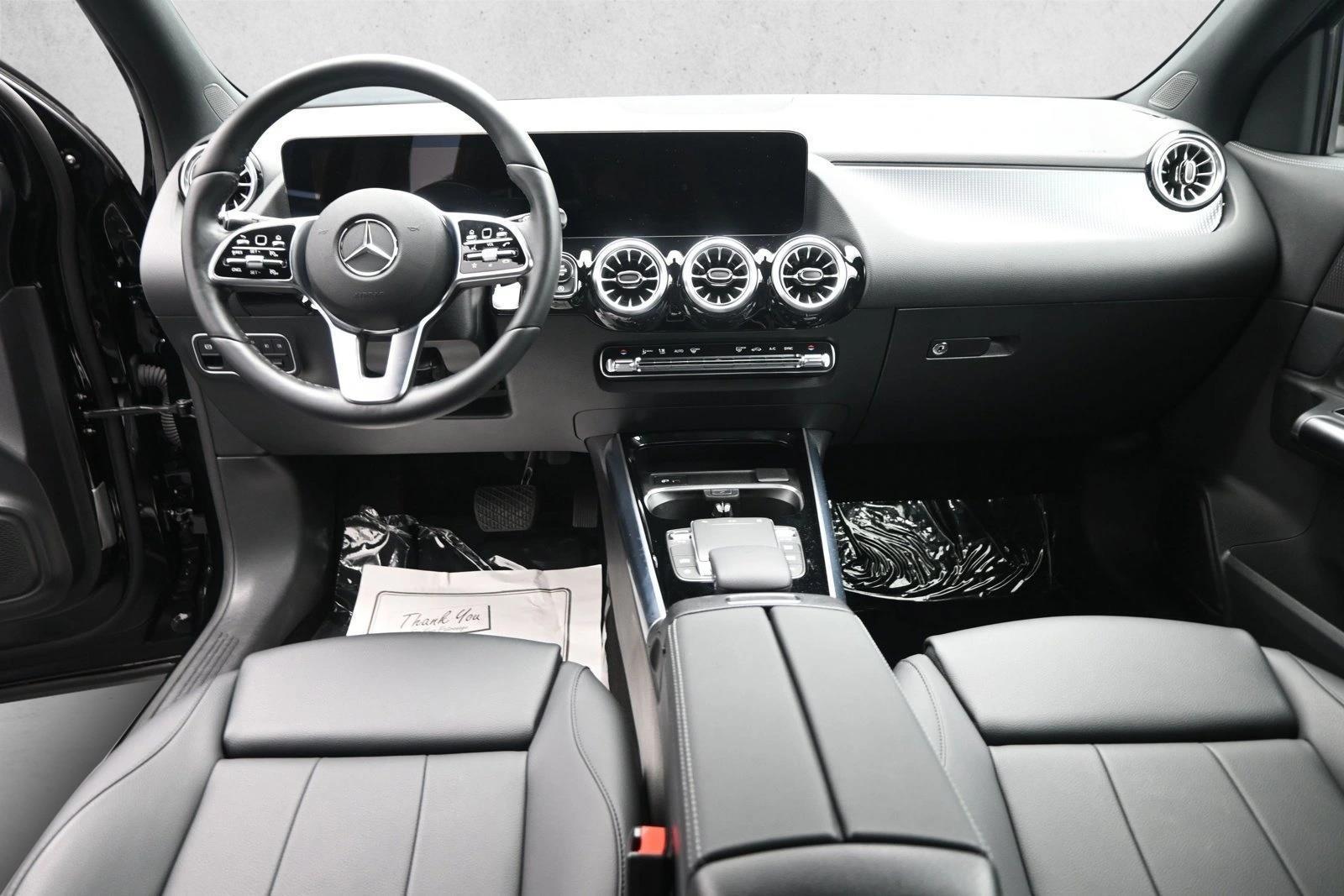 Thumbnail: 2022 Mercedes-Benz GLA - 4