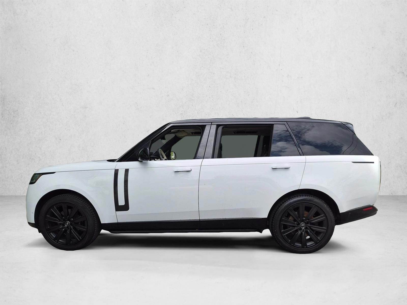 Thumbnail: 2023 Land Rover Range Rover - 2