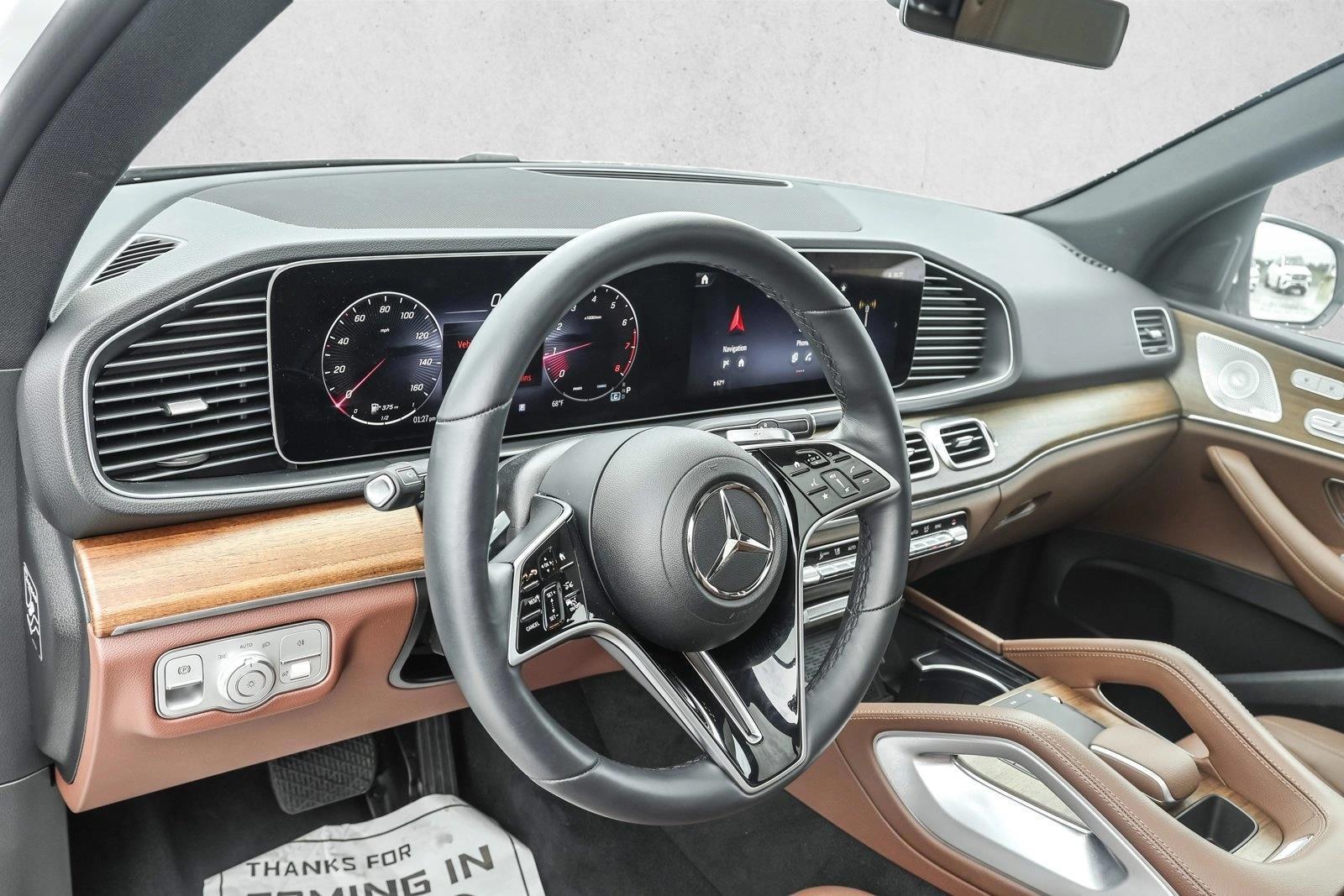 Thumbnail: 2026 Mercedes-Benz GLE - 3