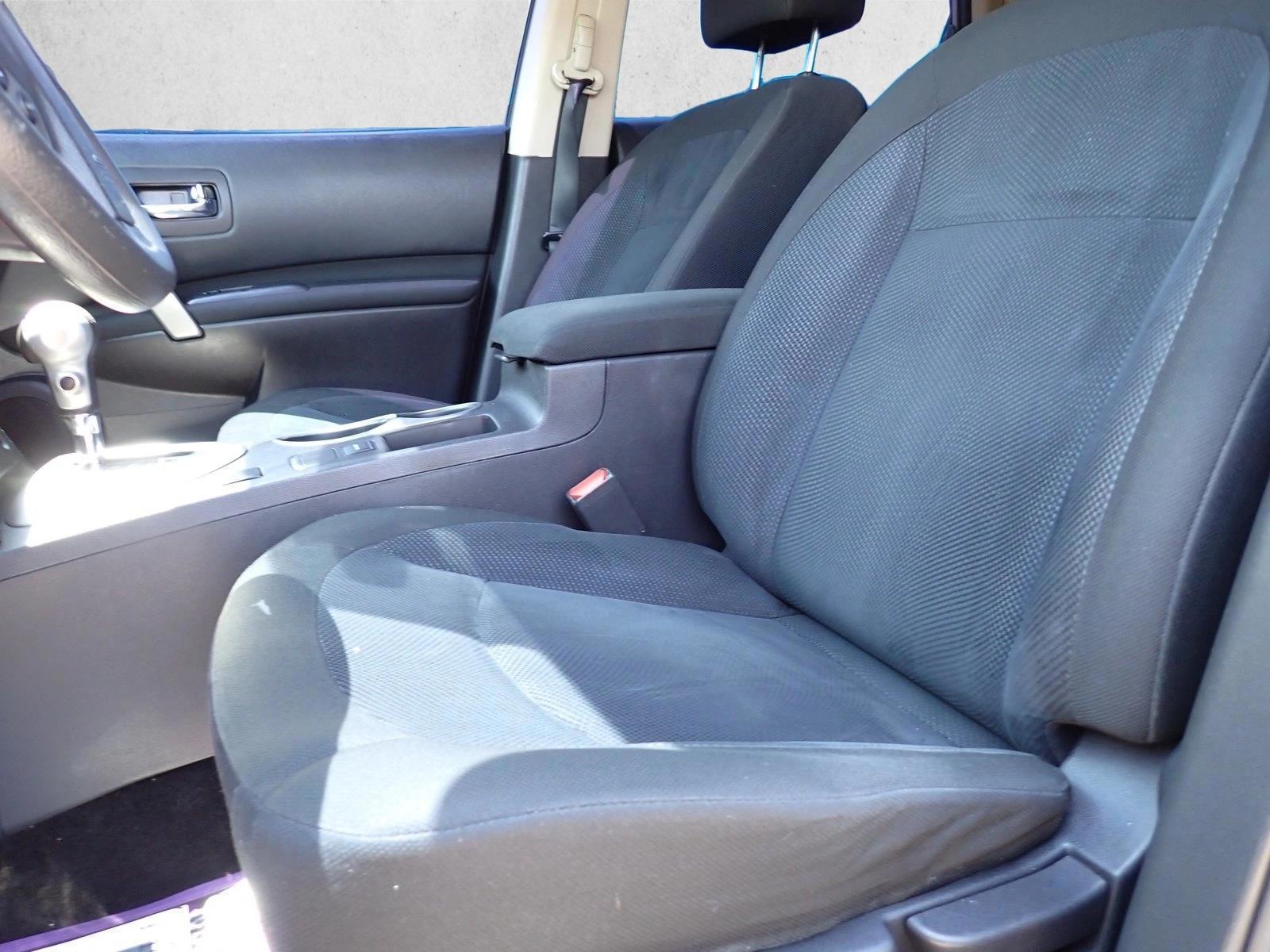 Thumbnail: 2014 Nissan Rogue - 3