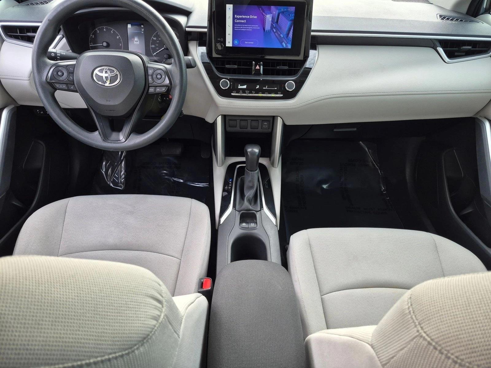 Thumbnail: 2023 Toyota Corolla Cross - 4