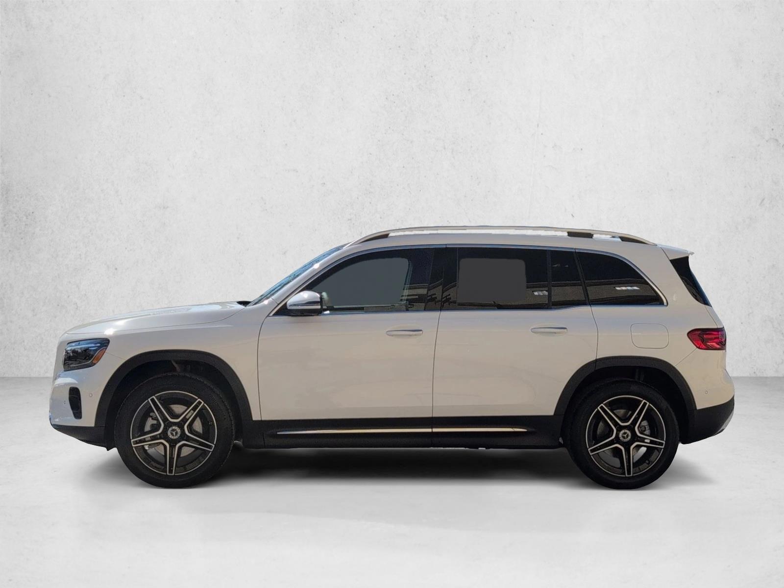 Thumbnail: 2026 Mercedes-Benz GLB - 2