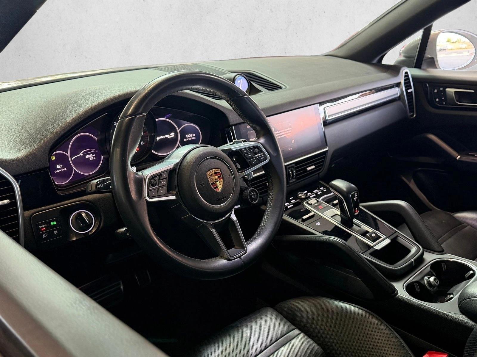 Thumbnail: 2023 Porsche Cayenne - 2