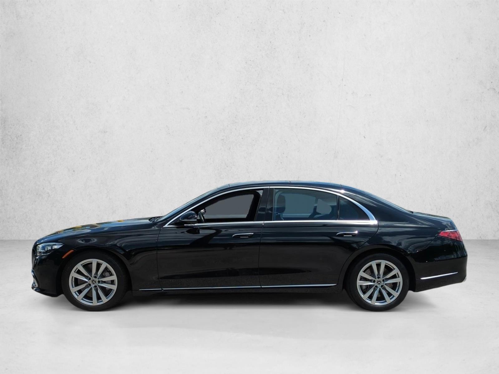 Thumbnail: 2023 Mercedes-Benz S-Class - 2