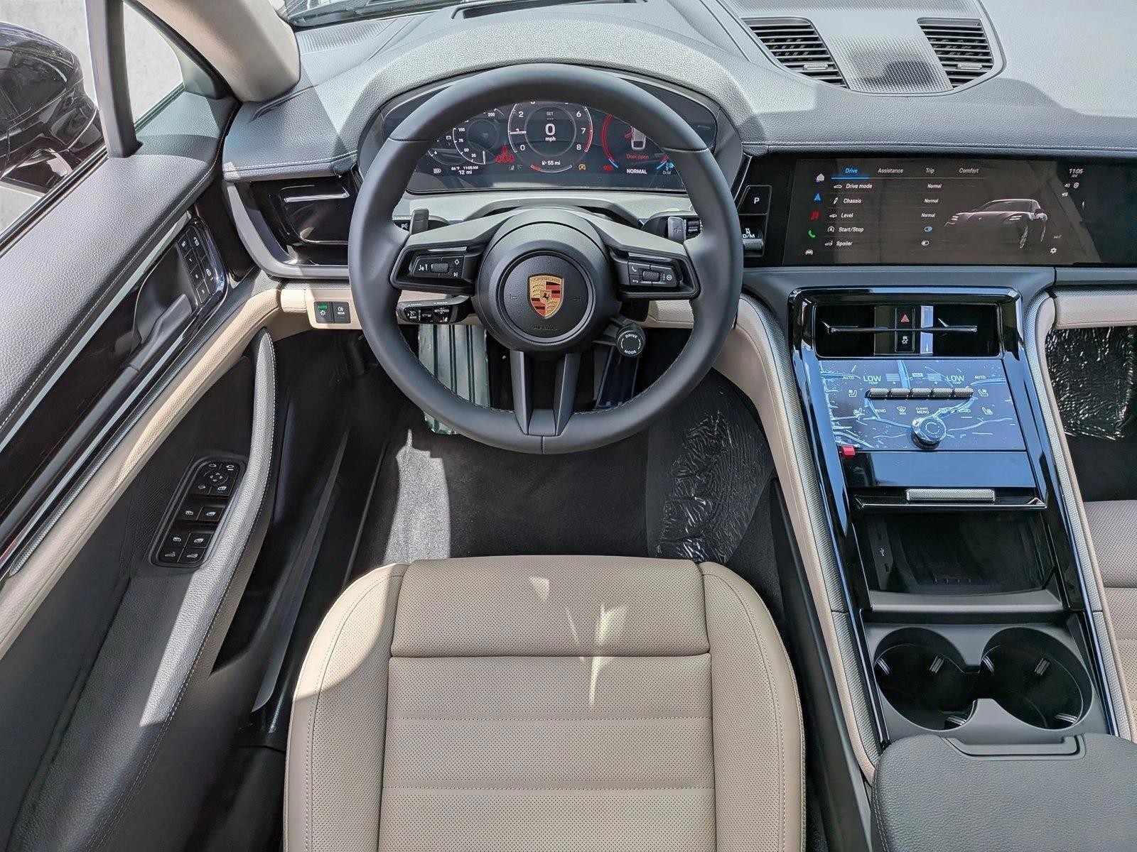 Thumbnail: 2026 Porsche Panamera - 3