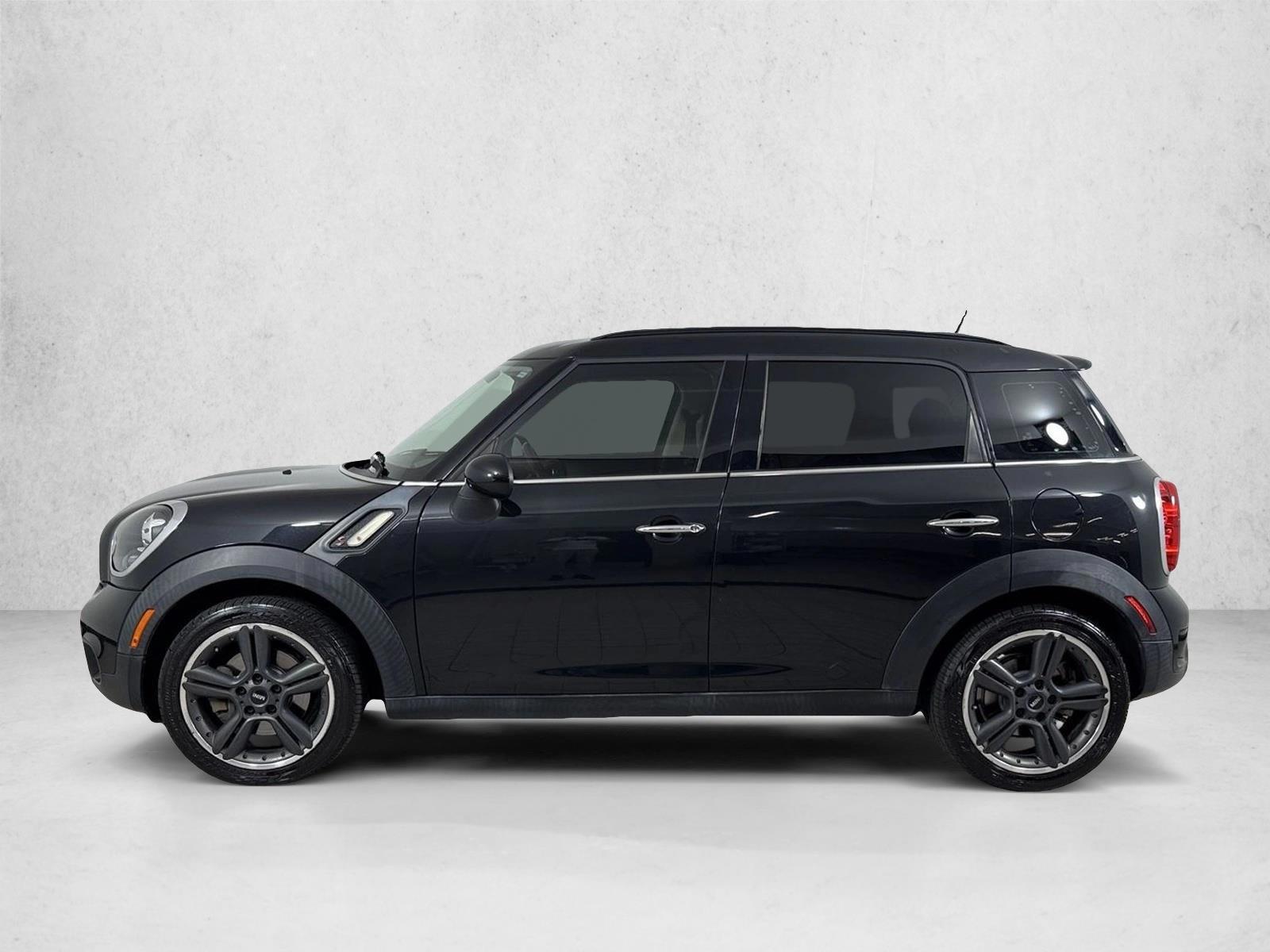 Thumbnail: 2016 MINI Cooper Countryman - 2