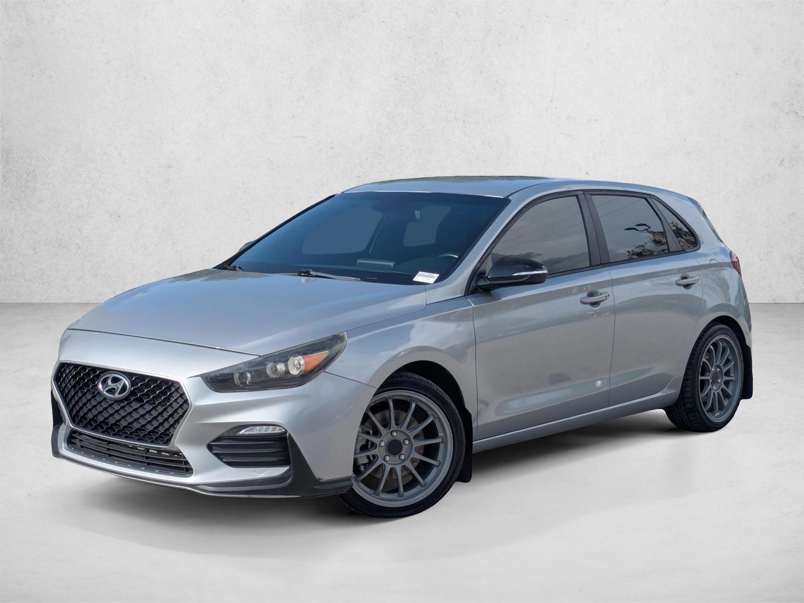 Thumbnail: 2020 Hyundai Elantra - 1