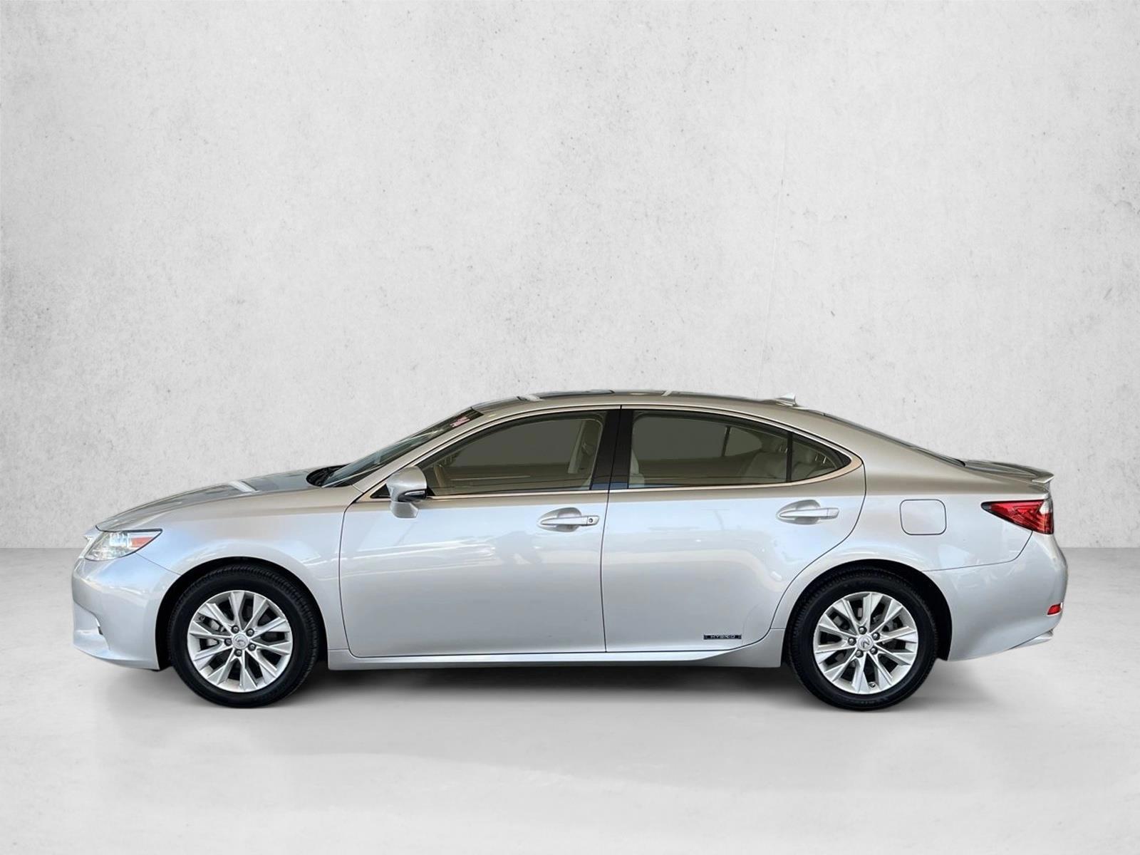 Thumbnail: 2014 Lexus ES - 2