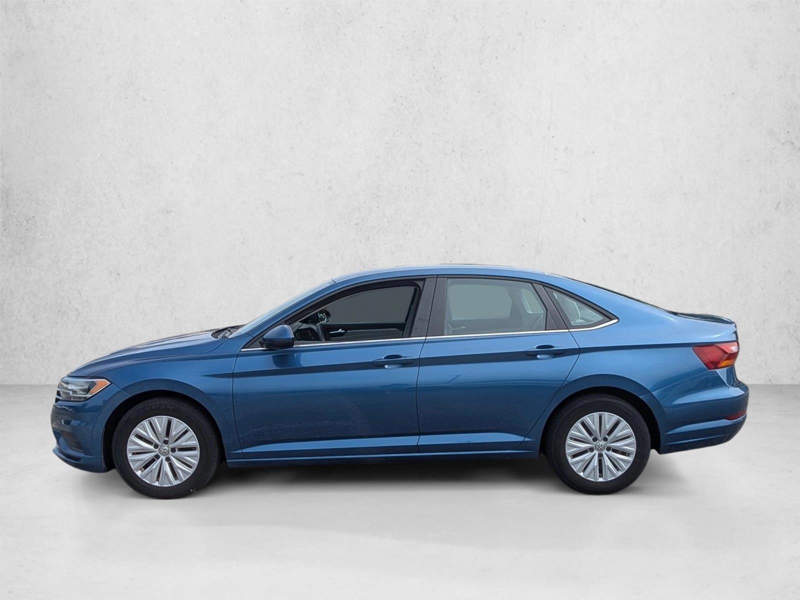 Thumbnail: 2019 Volkswagen Jetta - 2