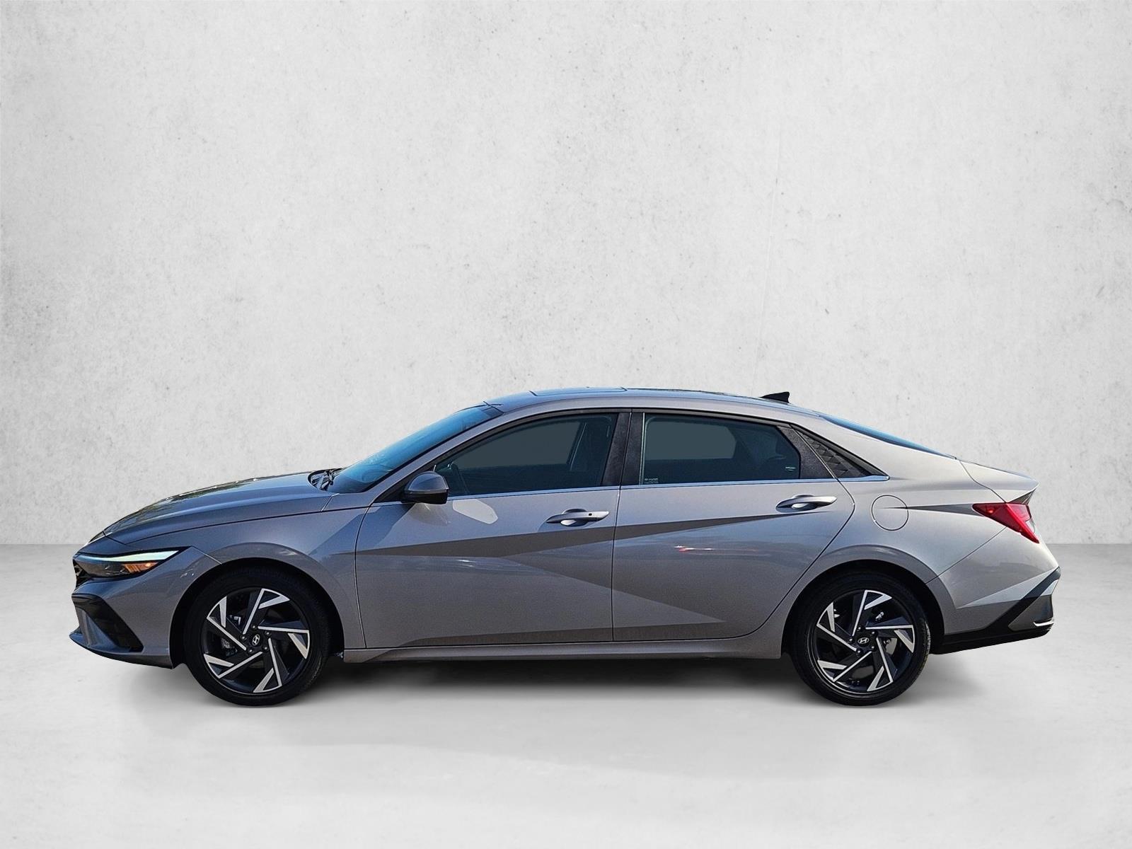 Thumbnail: 2025 Hyundai Elantra - 2