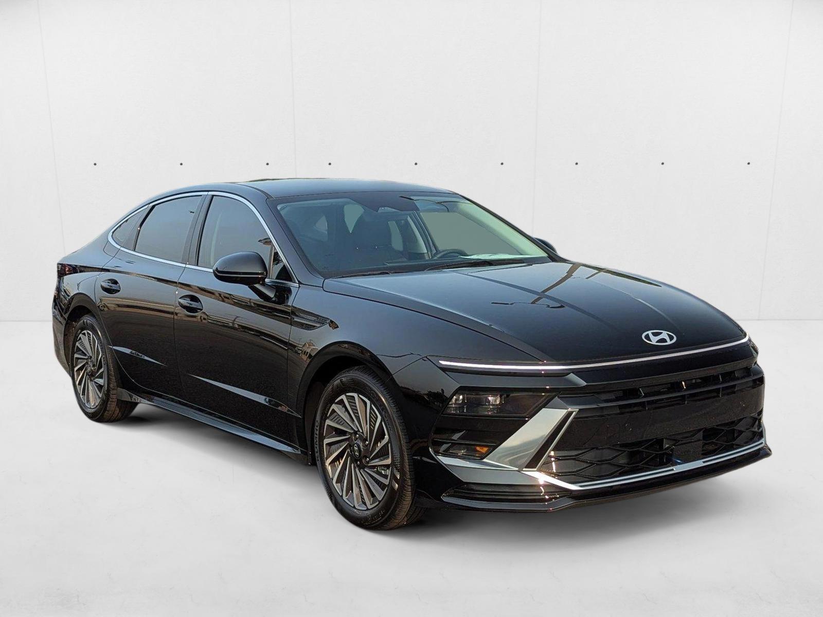 2025 Hyundai Sonata Hybrid SEL - Photo 6