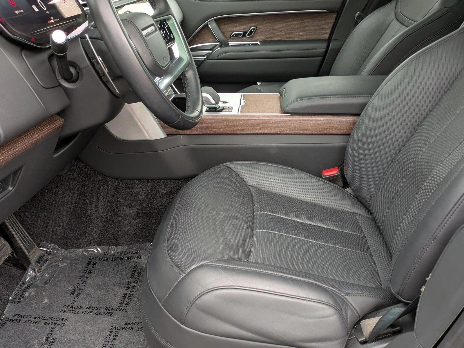 2024 Land Rover Range Rover SE - Photo 17