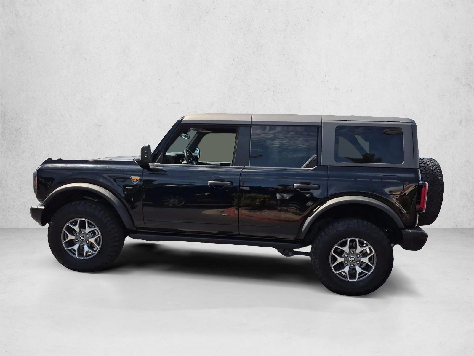 Thumbnail: 2025 Ford Bronco - 2