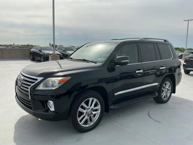 2013 Lexus LX 570 -
                  Westmont, IL