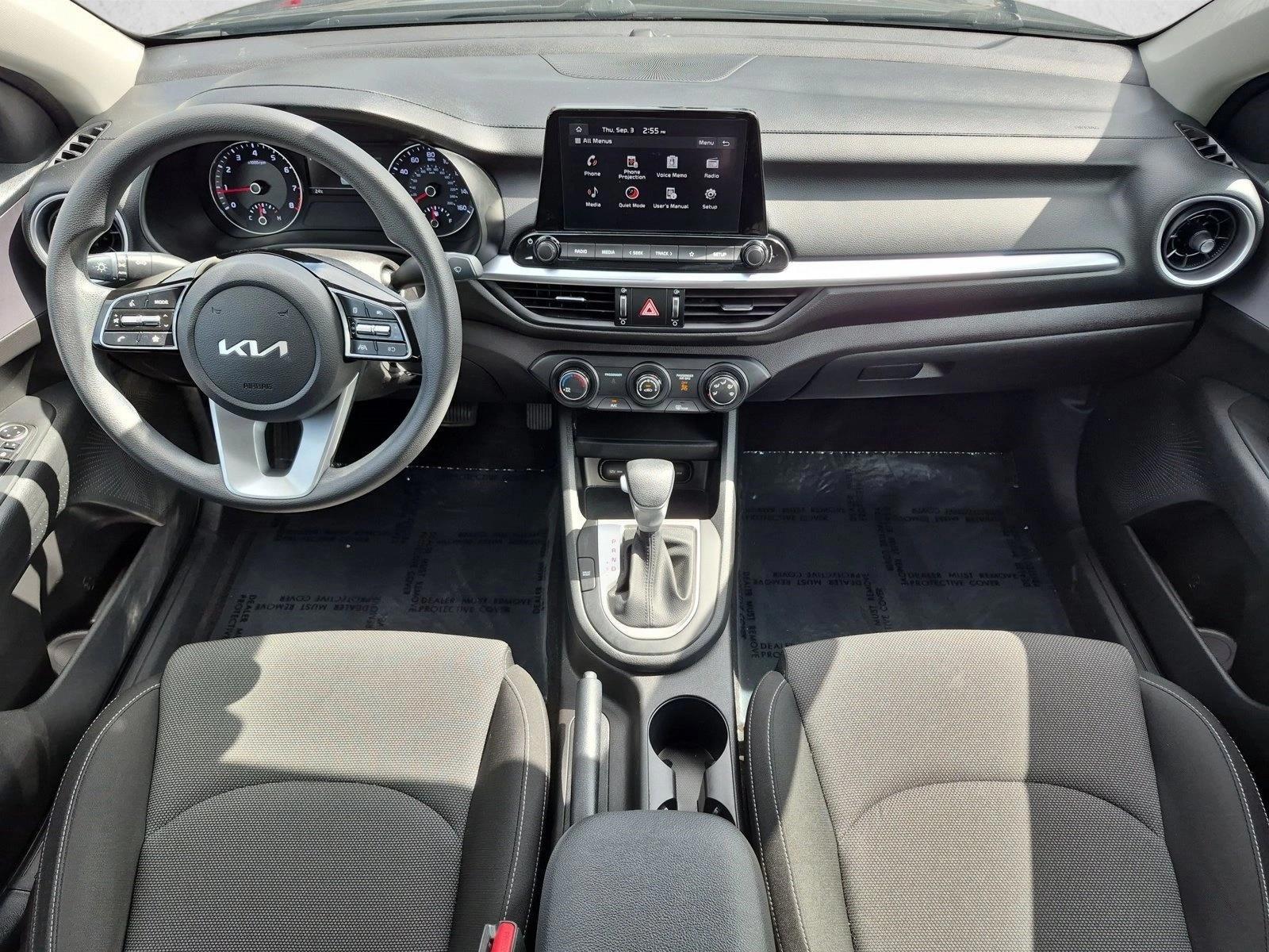 Thumbnail: 2022 Kia Forte - 3