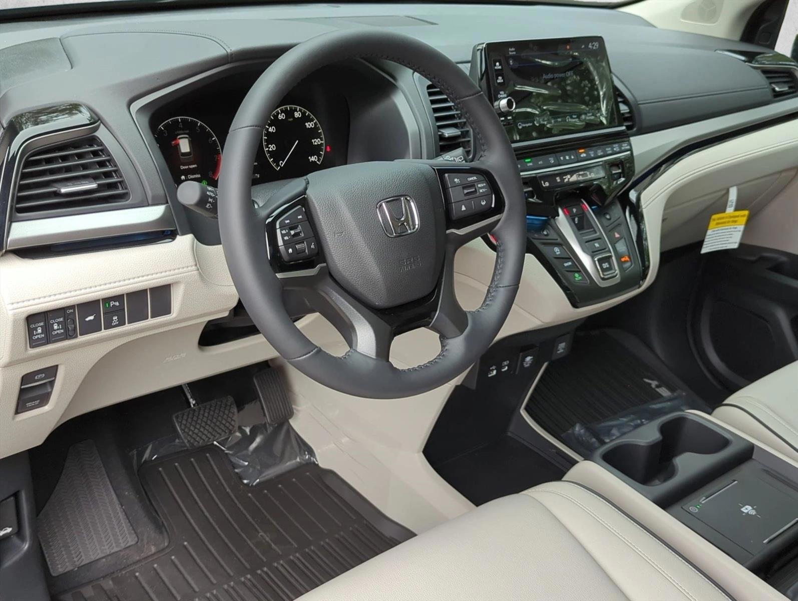 Thumbnail: 2027 Honda Odyssey - 3