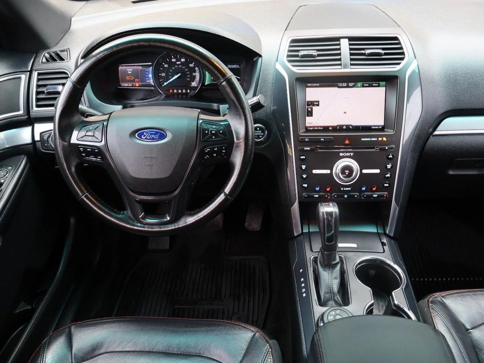 Thumbnail: 2016 Ford Explorer - 4