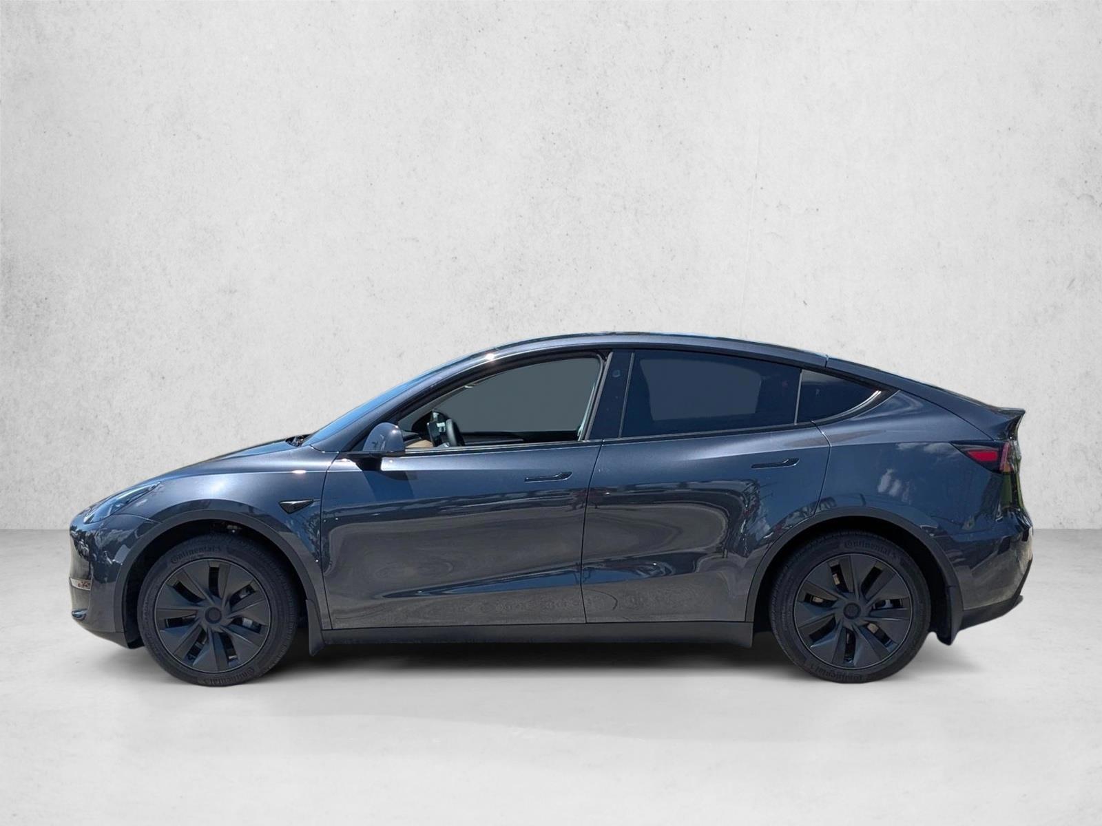 Thumbnail: 2025 Tesla Model Y - 2