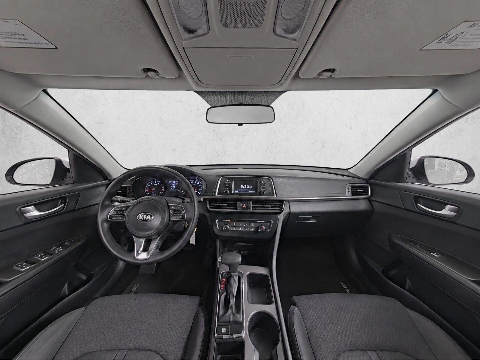 Thumbnail: 2017 Kia Optima - 5