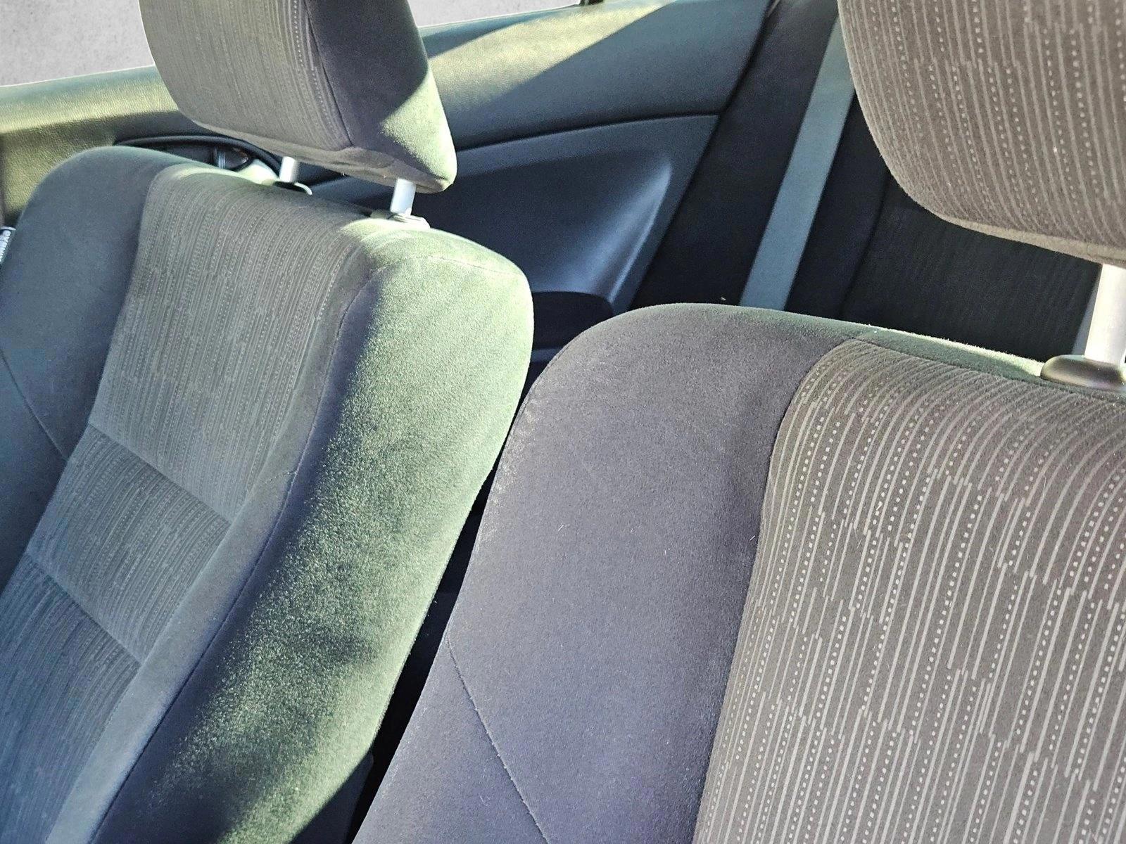 2011 Honda Accord LX-P - Photo 11