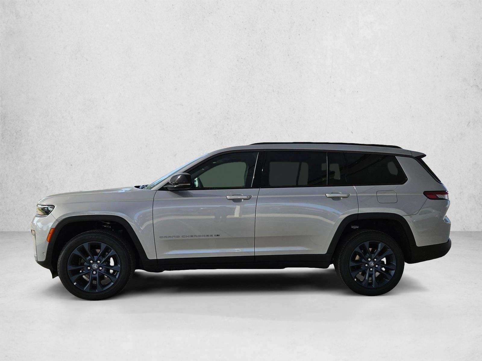 Thumbnail: 2026 Jeep Grand Cherokee L - 2