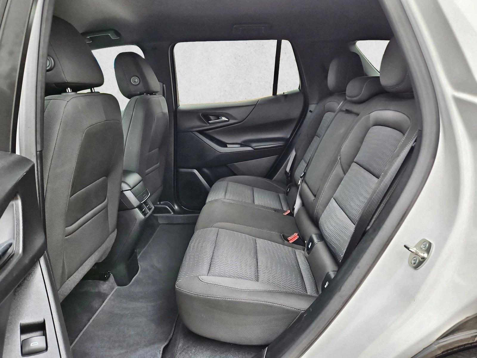 2025 Chevrolet Equinox LT - Photo 18