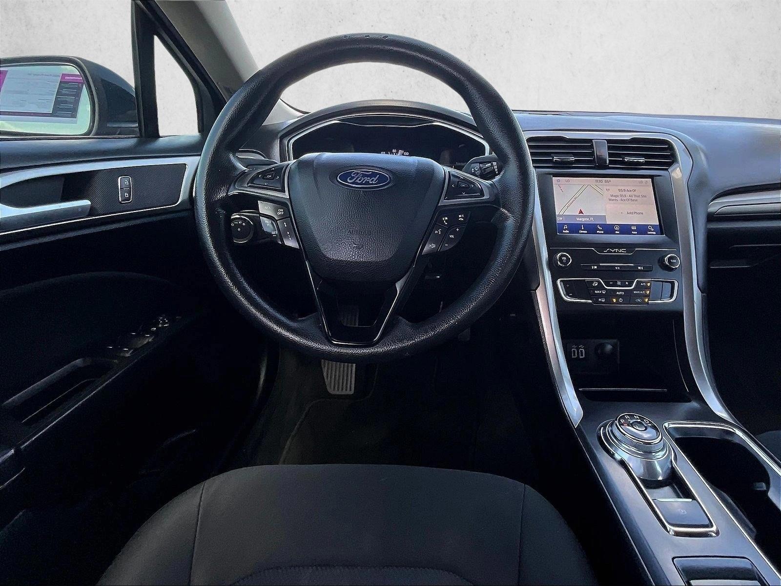 Thumbnail: 2020 Ford Fusion - 3