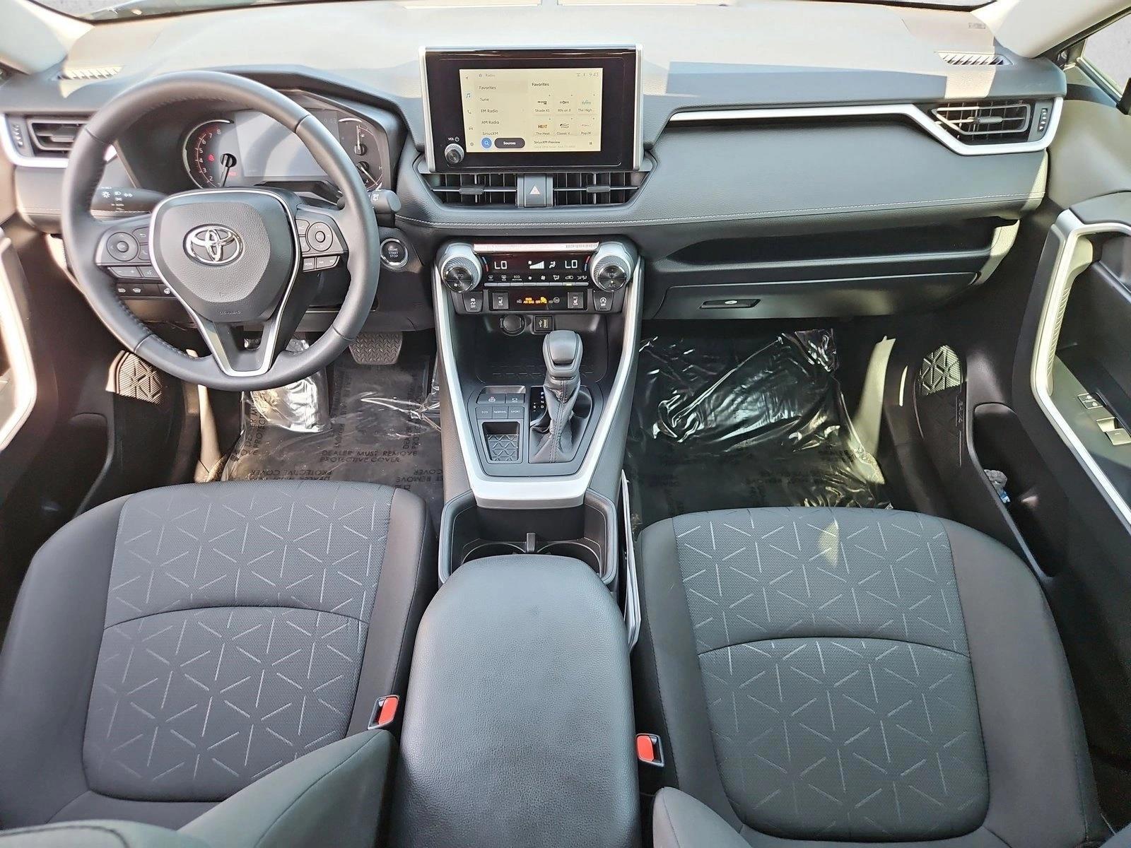 Thumbnail: 2025 Toyota RAV4 - 4