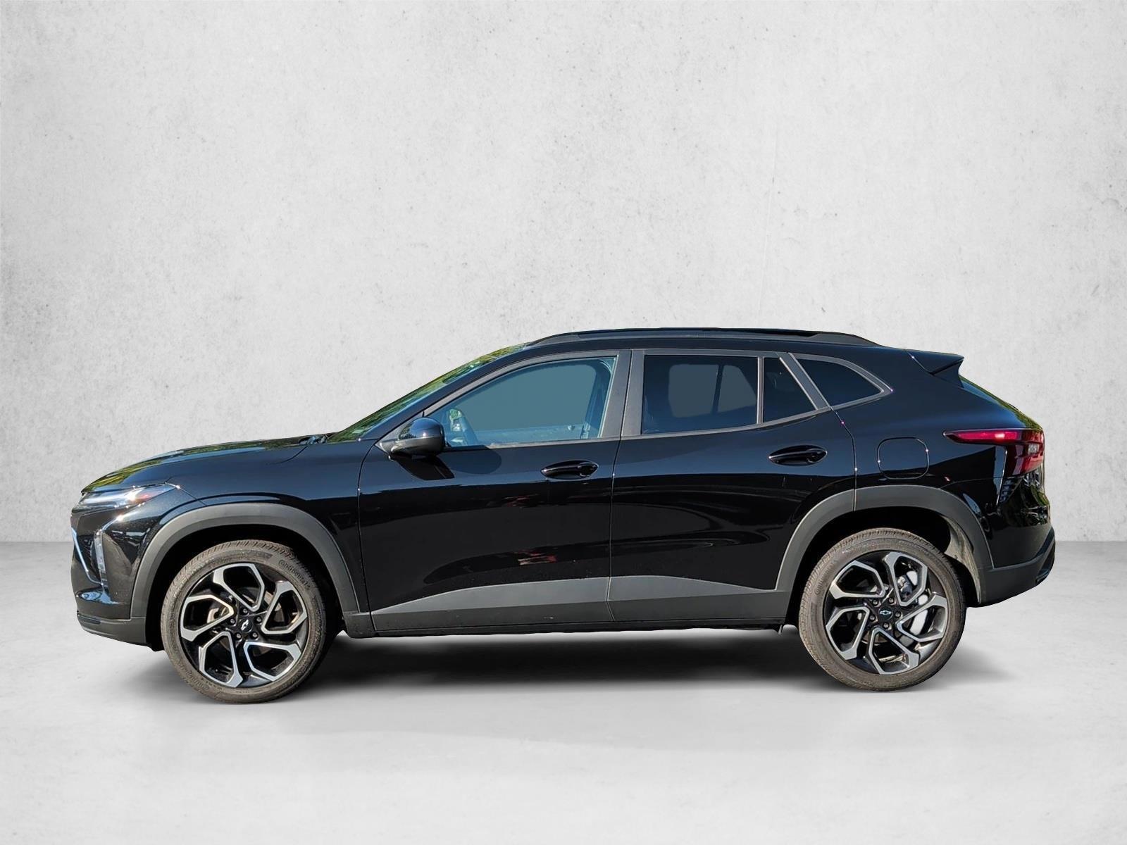 Thumbnail: 2025 Chevrolet Trax - 2