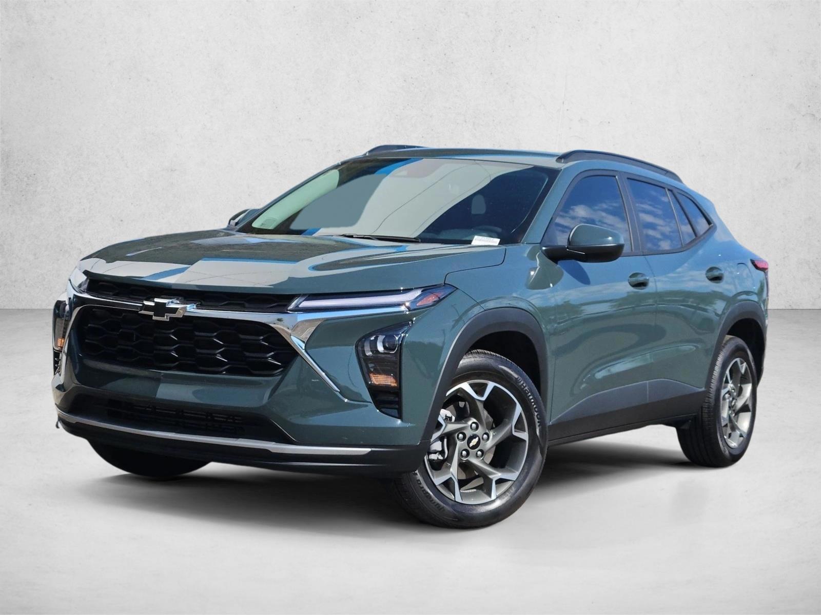 Thumbnail: 2025 Chevrolet Trax - 2