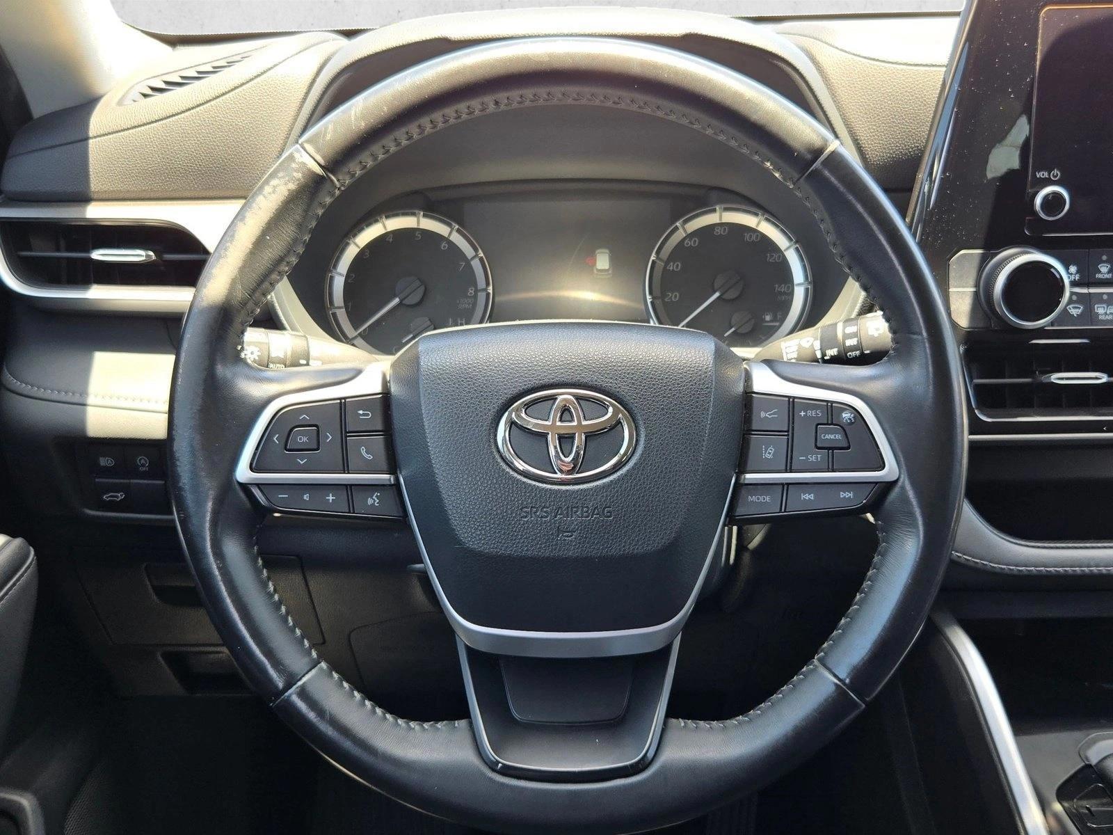 2023 Toyota Highlander LE - Photo 9