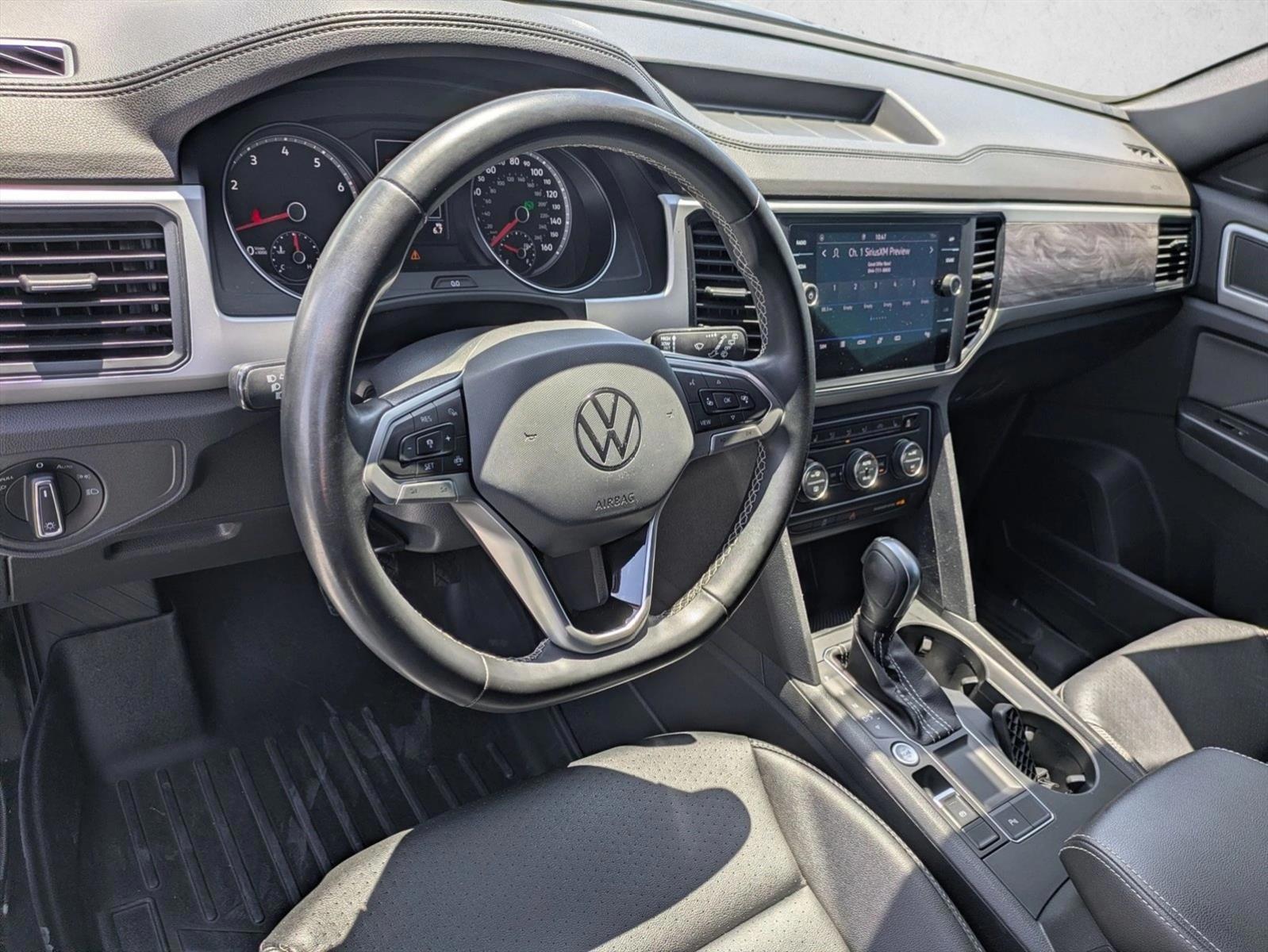 Thumbnail: 2021 Volkswagen Atlas - 3