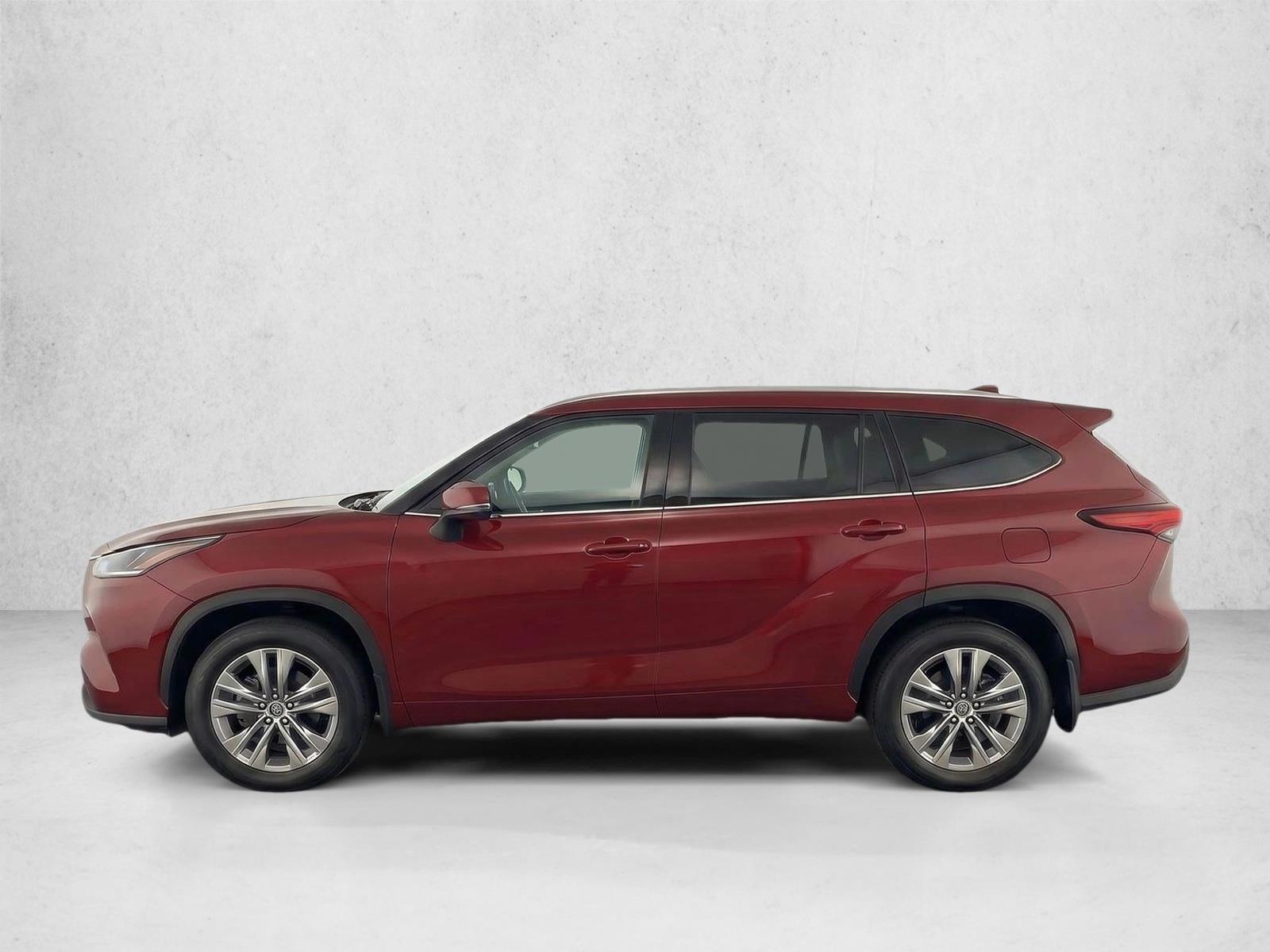 Thumbnail: 2020 Toyota Highlander - 2