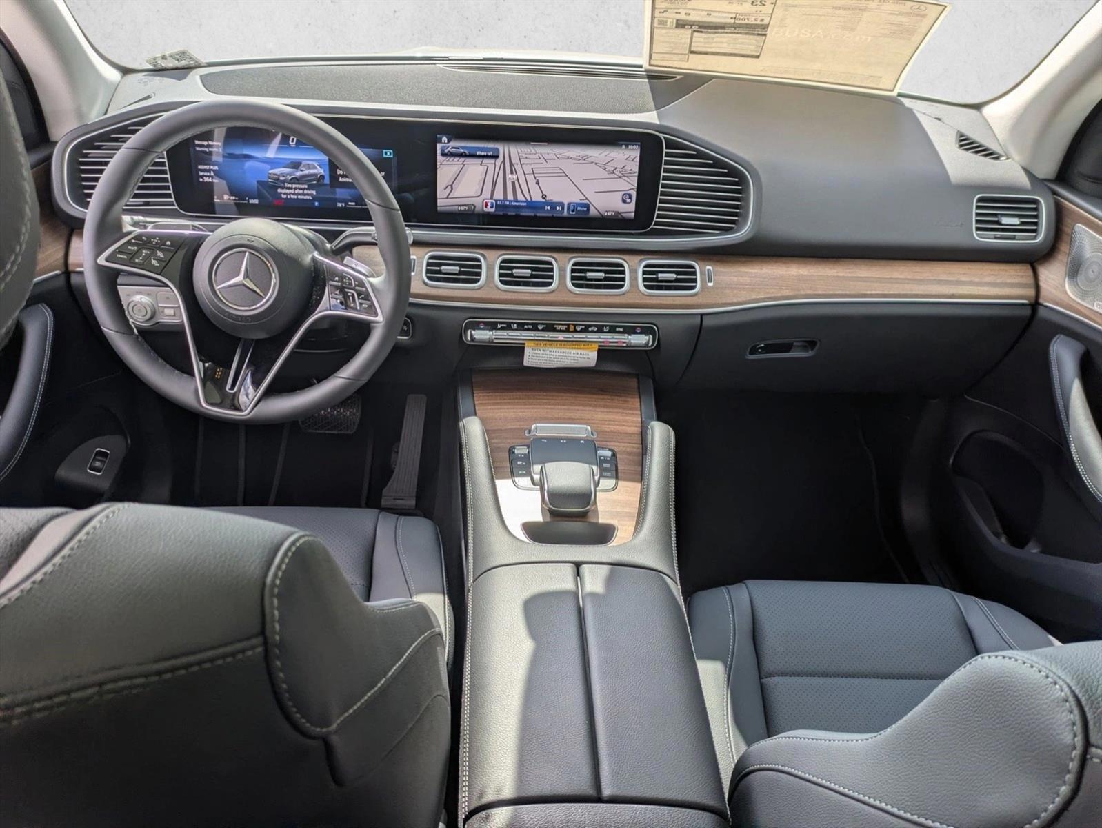 Thumbnail: 2026 Mercedes-Benz GLE - 3