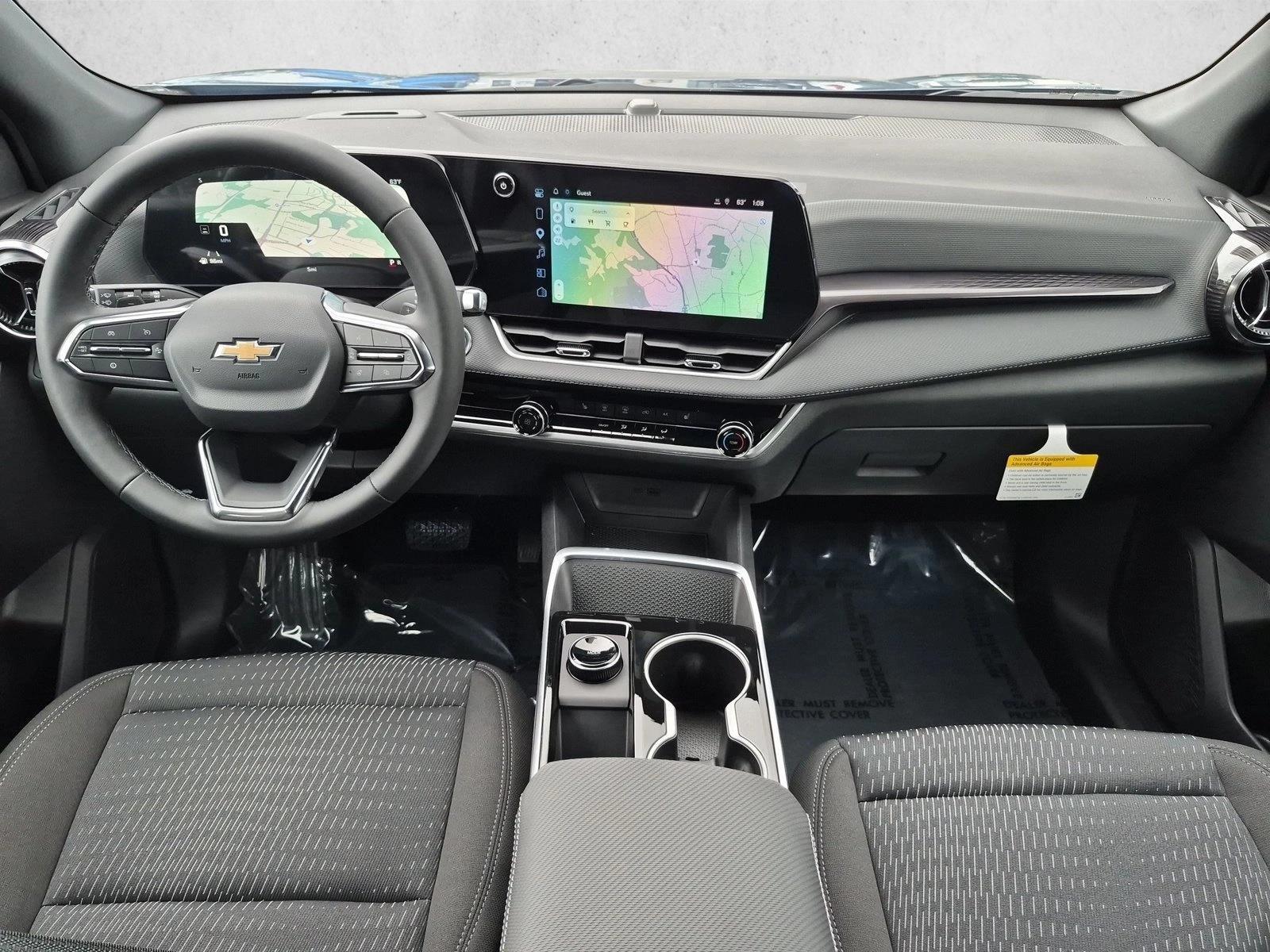 Thumbnail: 2027 Chevrolet Equinox - 4